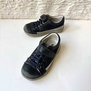 Prada Kids Sneakers US 7.5 8 EU 24 Unisex Boy Girl Navy Blue Silver Leather Logo